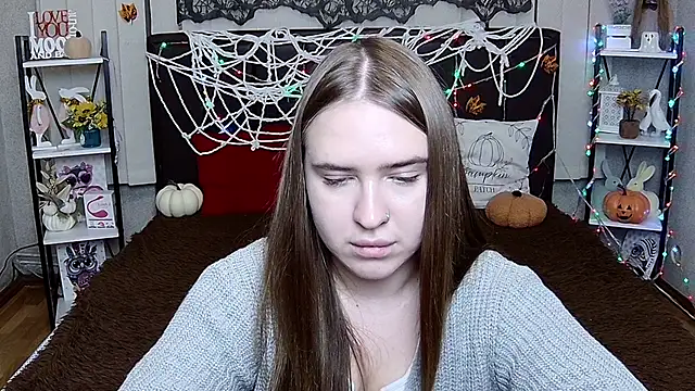 LauraHlot webcam