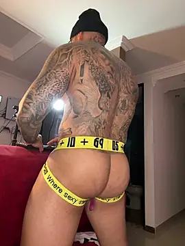 dereckgreen (M young) - my ass is vibrating