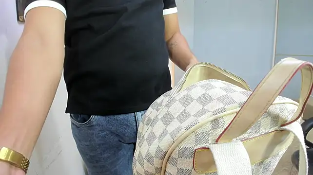 dominantboy4 (M young) - cum show