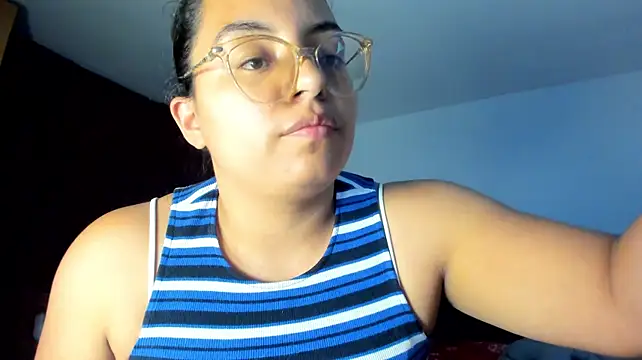 milkqueenboobs's live room