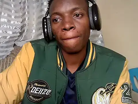jewelfuckentertainer212 (M young) - Help me buy a  laptop for good streaming