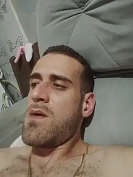 Loirincavalo live cam on StripChat