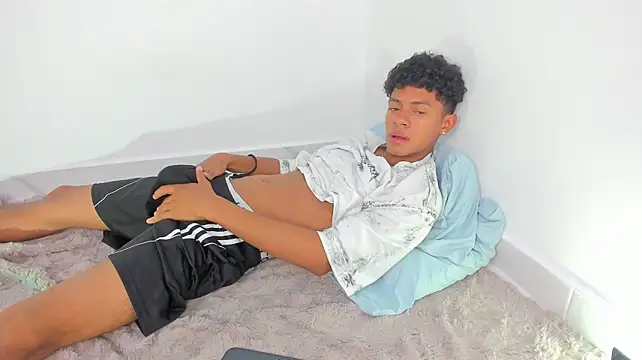 taley_carter (M twink) - Show Cum