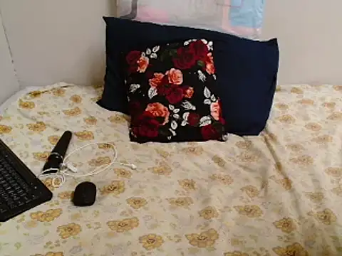 KittyPussyZA webcam