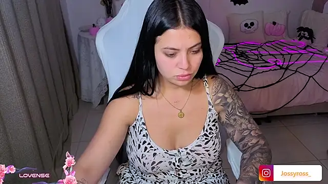 Victoryyy_ webcam