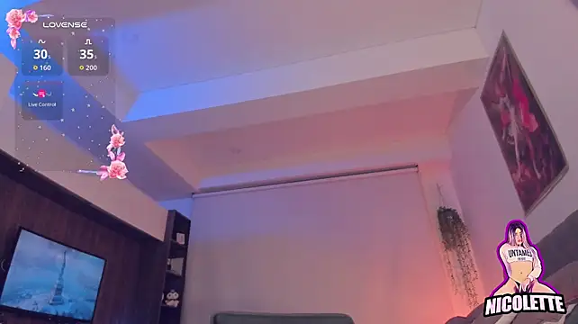 nicolette_tay live sex cam