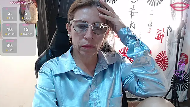 Chayla_Ruiz live cam on StripChat