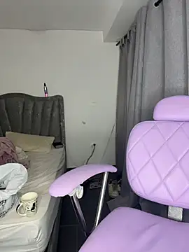 namy_moon1 live cam on StripChat
