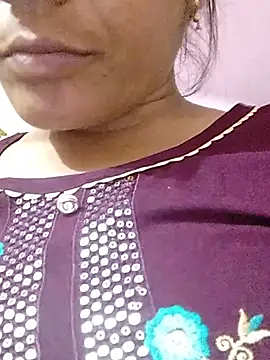 Varsha_96 webcam