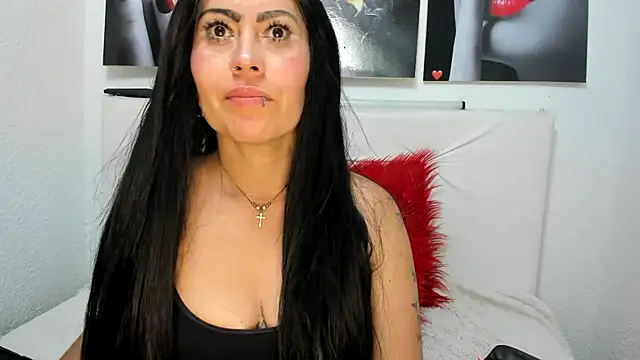 Tania_mature webcam