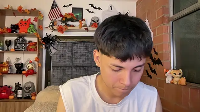 andy_belier23 (M young) - 🎃lovense in my ass🧛🏻