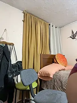 latinfemale