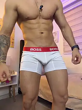 Thiago_Hill live cam on StripChat