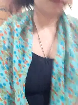 Hug_Mee