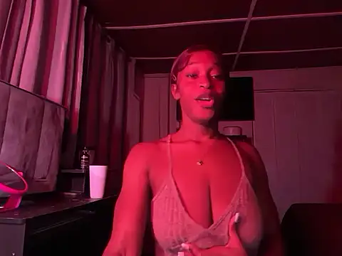 saffirebleu live cam on StripChat