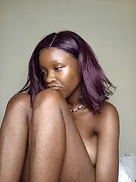 ariahsexy live cam on StripChat