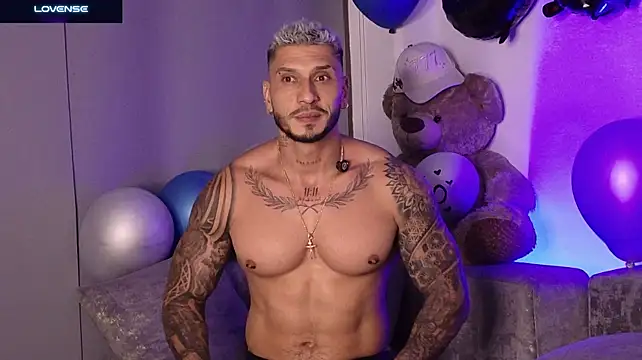 Seth_Vegaa live cam on StripChat