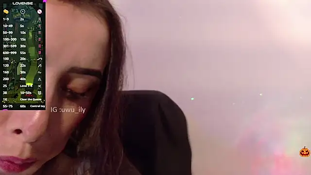ANNE_HONEY55 live cam on StripChat
