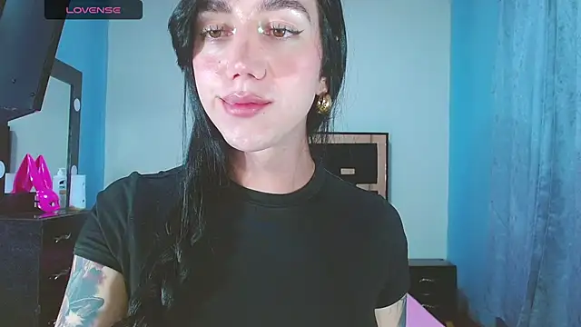karla_zambrano live cam on StripChat