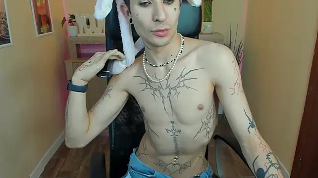 FinnEcho live cam on StripChat