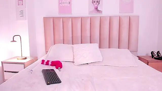 Tyra_gate