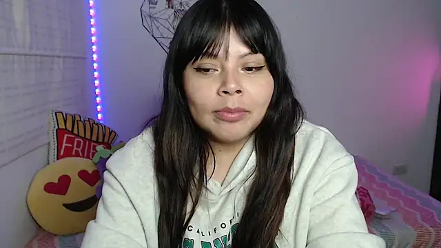 EllieMoonX live cam on StripChat