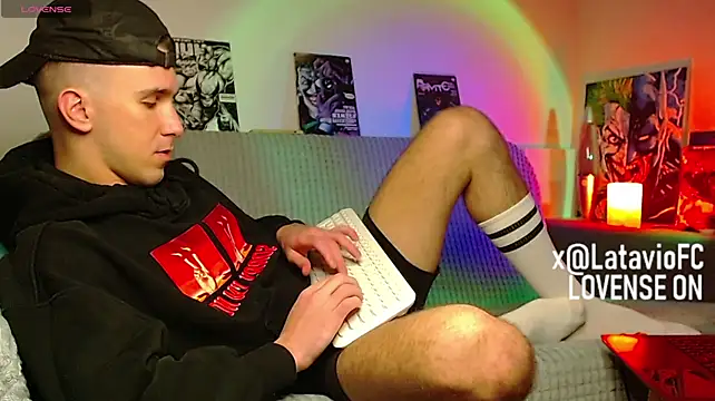Midnighter_ live cam on StripChat