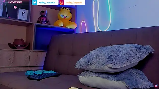 Maiky__Cooper01 live sex cam