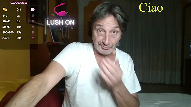 lattediyak live cam on StripChat