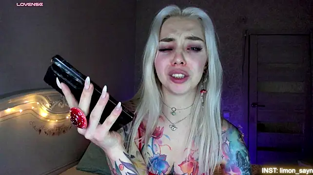 LillyMoure_