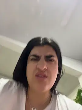 DAMSEL_30 live cam on StripChat