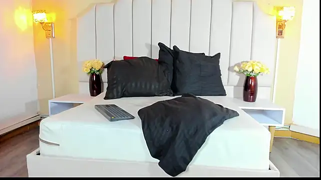 Sara_saaennz webcam