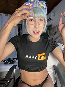 conny_latina