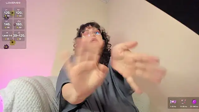 lylah_brosst webcam
