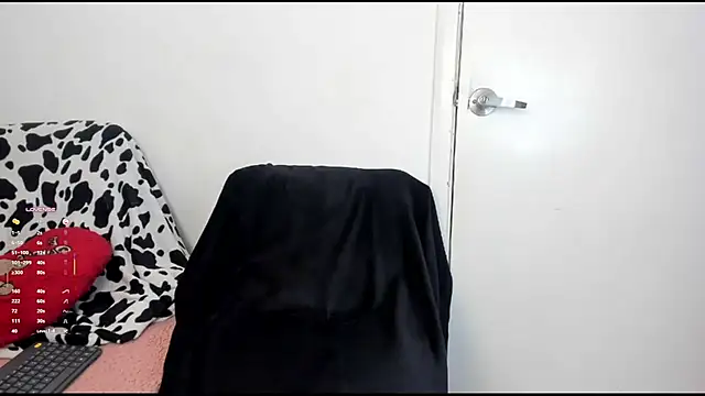 Kimmie_kinky live cam on StripChat