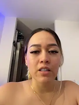 Danielavegax live cam on StripChat