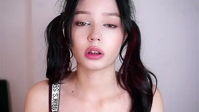 CherryKahae live cam on StripChat