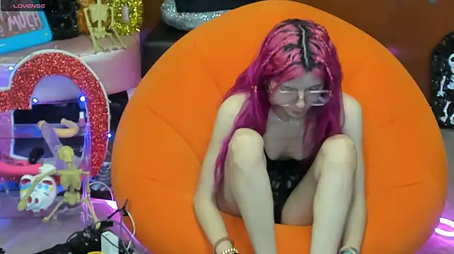 Skinygirl webcam