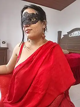 ruvi_queen (F milf) - ass oil