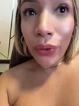 SQUIRTINGQUEEN11