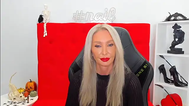 ElizaWeize webcam
