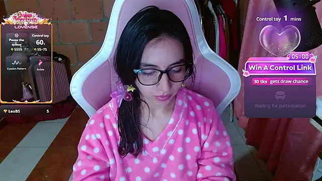 Maggie_Fox3