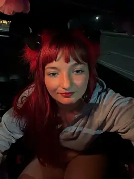 princessmoon129 Live Webcam on Stripchat