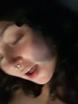 Evemeqt live cam on StripChat