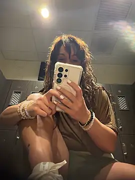 BaileyMFox Live Webcam on Stripchat