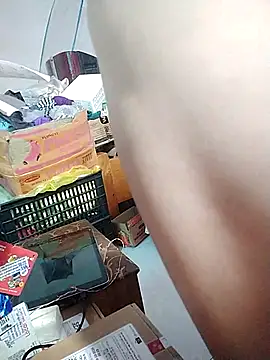 JerryJen11 live cam on StripChat