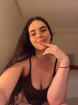 Live webcam show with Mavi_Coles - Interactive Lovense toys available