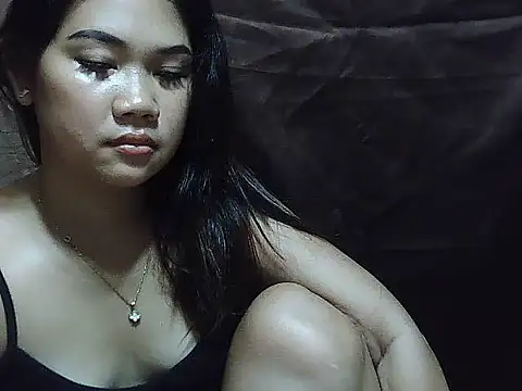 Secretpinay777 live cam on StripChat
