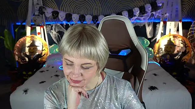 AmaraNights live cam on StripChat