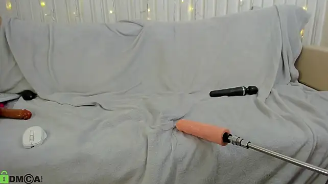 iris_barnes live cam on StripChat